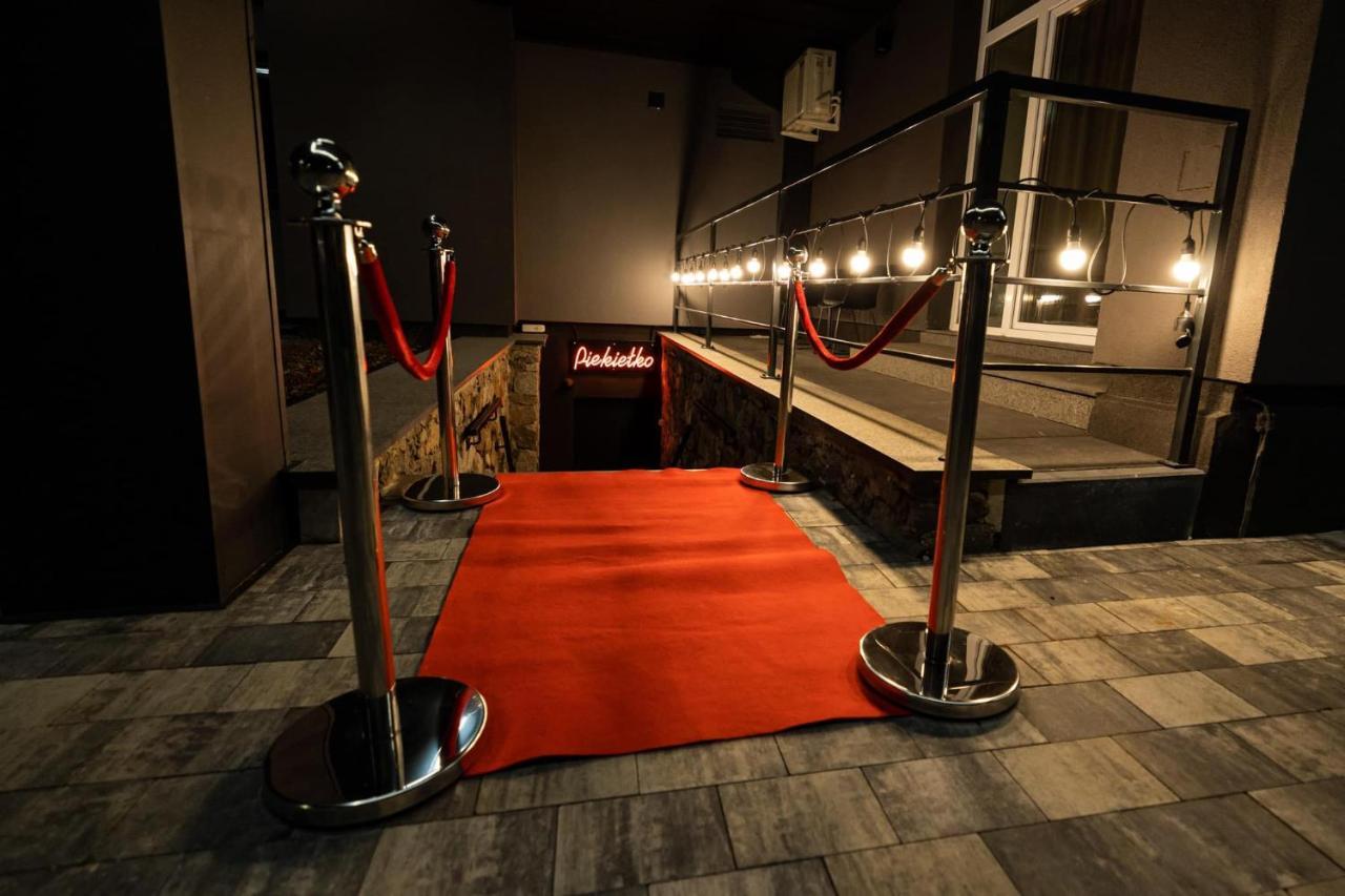 Lofft Hotel Ciechanów エクステリア 写真