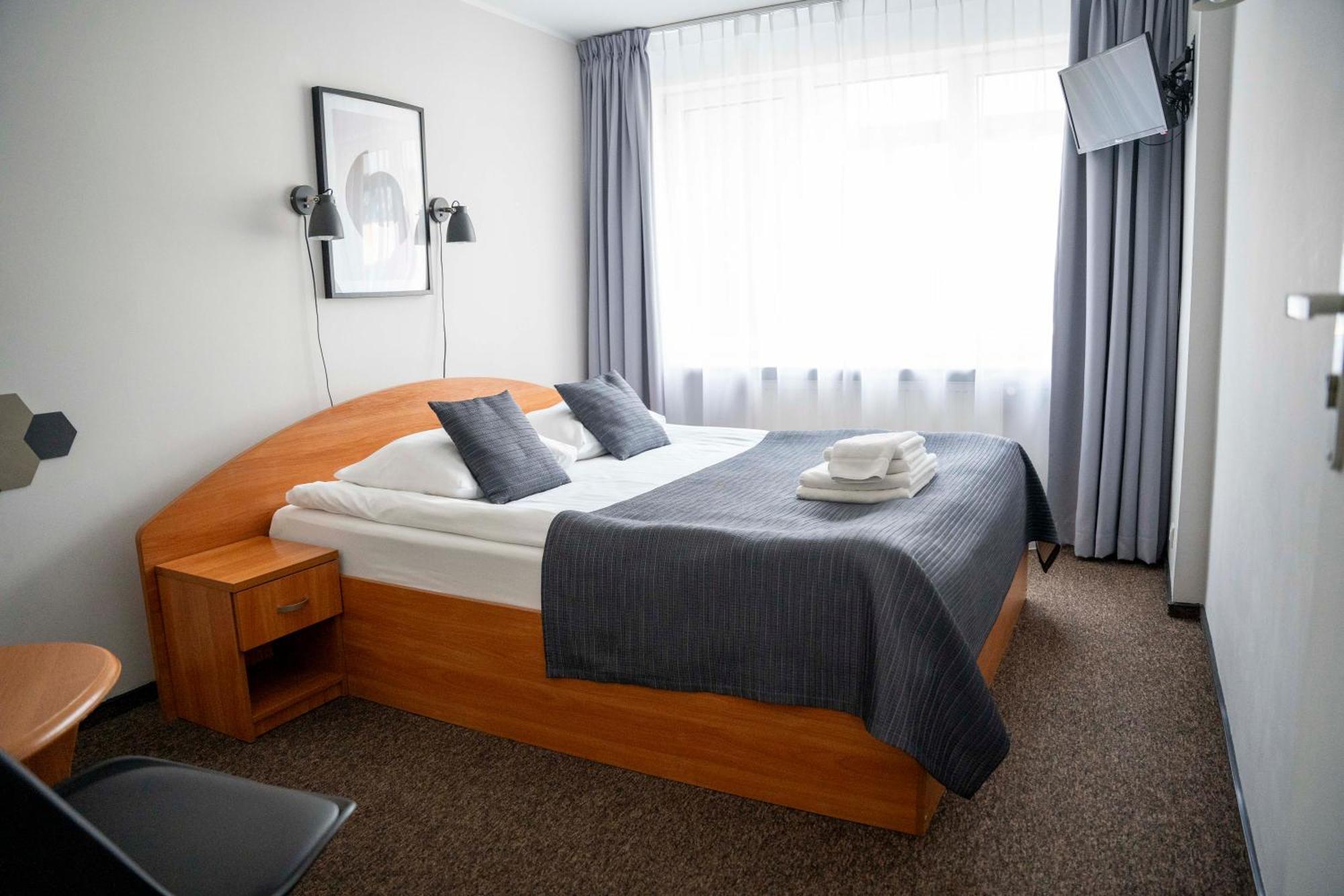 Lofft Hotel Ciechanów エクステリア 写真