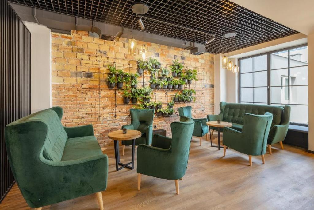 Lofft Hotel Ciechanów エクステリア 写真