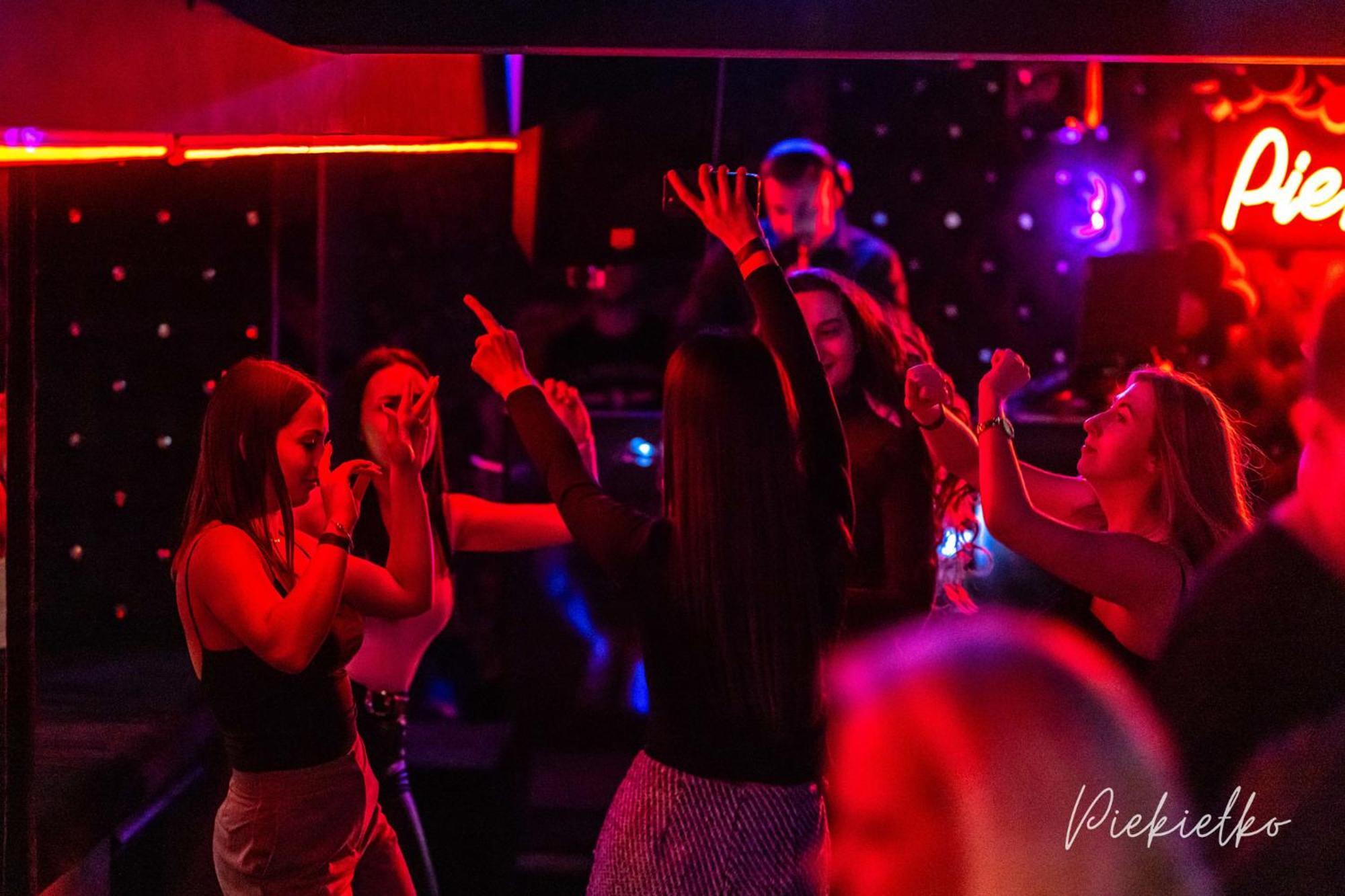 Lofft Hotel Ciechanów エクステリア 写真