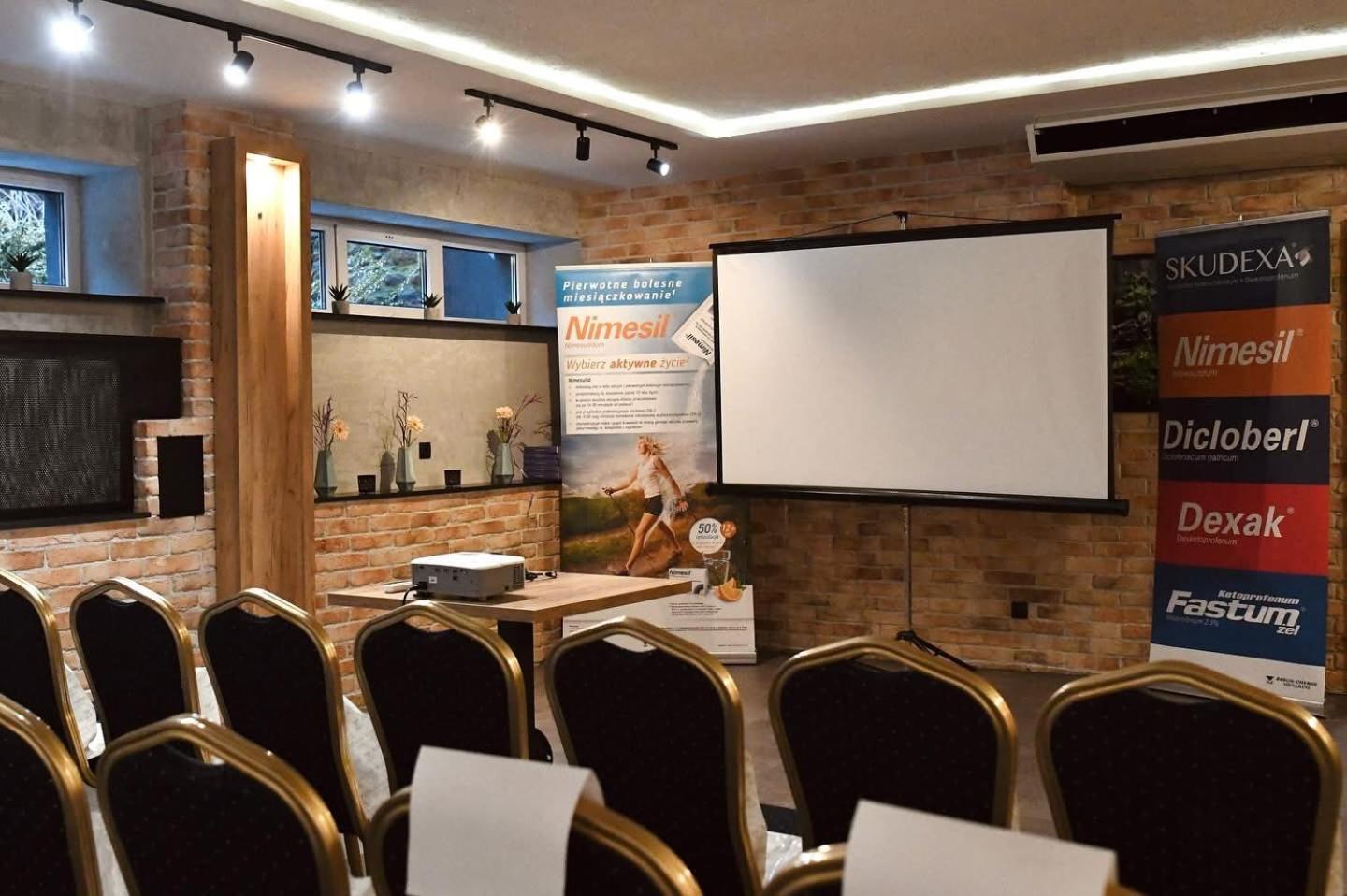 Lofft Hotel Ciechanów エクステリア 写真