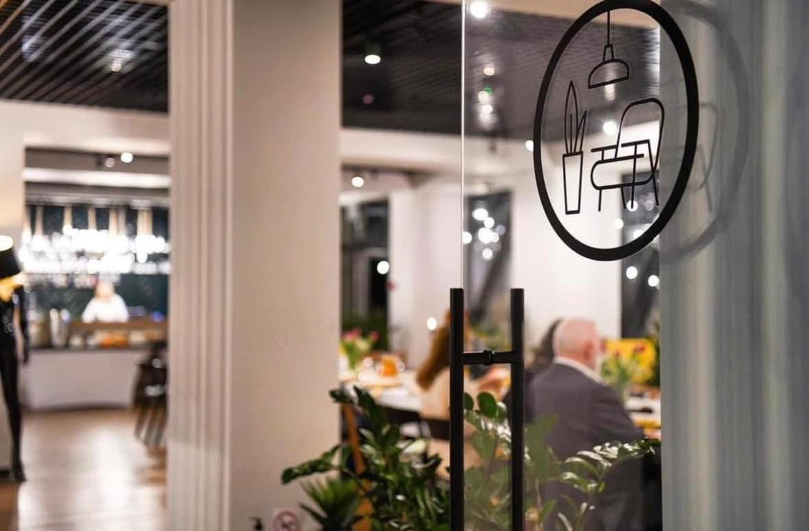 Lofft Hotel Ciechanów エクステリア 写真