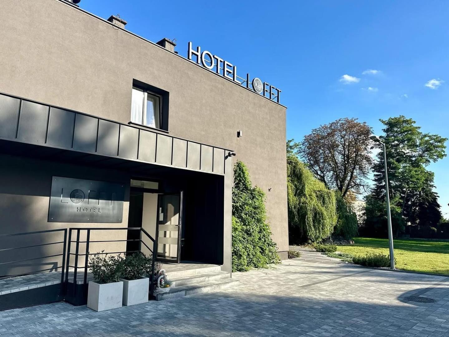 Lofft Hotel Ciechanów エクステリア 写真