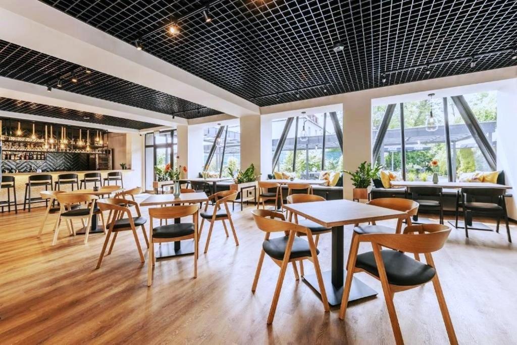 Lofft Hotel Ciechanów エクステリア 写真